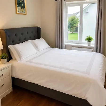 Charming In Oranmore With Sea View 8mins From